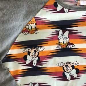 Lularoe Randy shirt Disney Minnie Mouse Daisy L